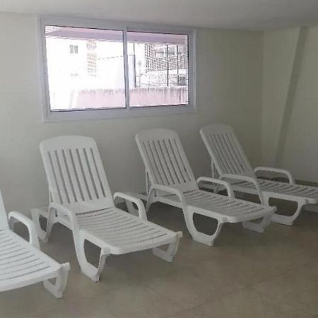 Ap Padrao Pe Na Areia Centro Top Mongaguá Exterior foto